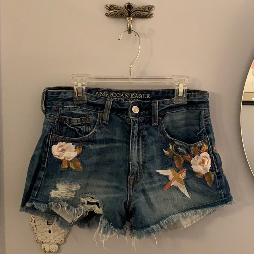 American Eagle Hi-Rise Vintage Festival Shorts
